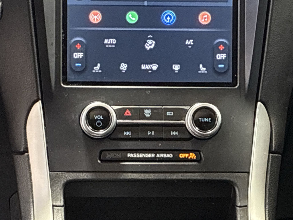 Thumbnail: 2023 Ford Edge - 21