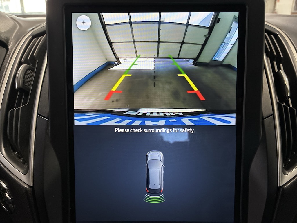 Thumbnail: 2023 Ford Edge - 24