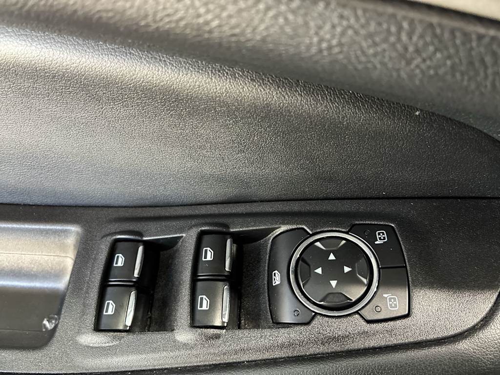 Thumbnail: 2023 Ford Edge - 20