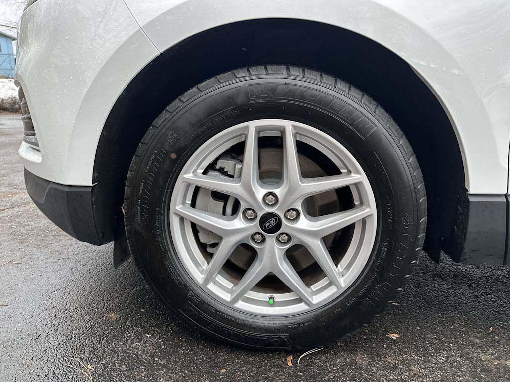 Thumbnail: 2024 Ford Edge - 7