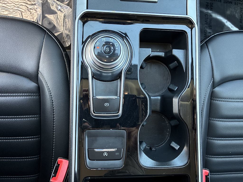 Thumbnail: 2020 Ford Edge - 13