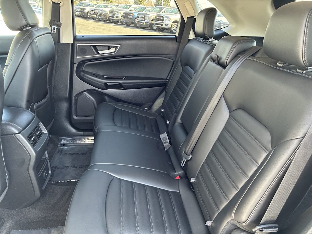 Thumbnail: 2020 Ford Edge - 11