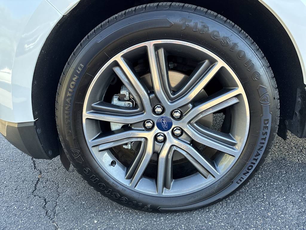 Thumbnail: 2020 Ford Edge - 7