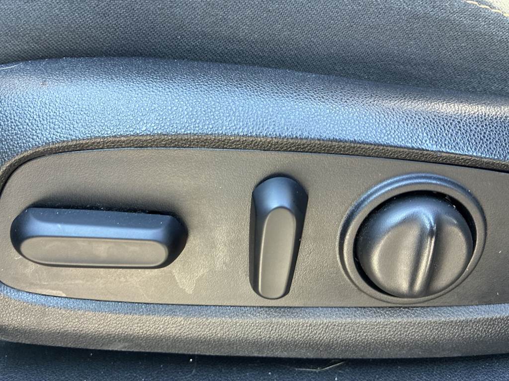 Thumbnail: 2018 Chevrolet Equinox - 19