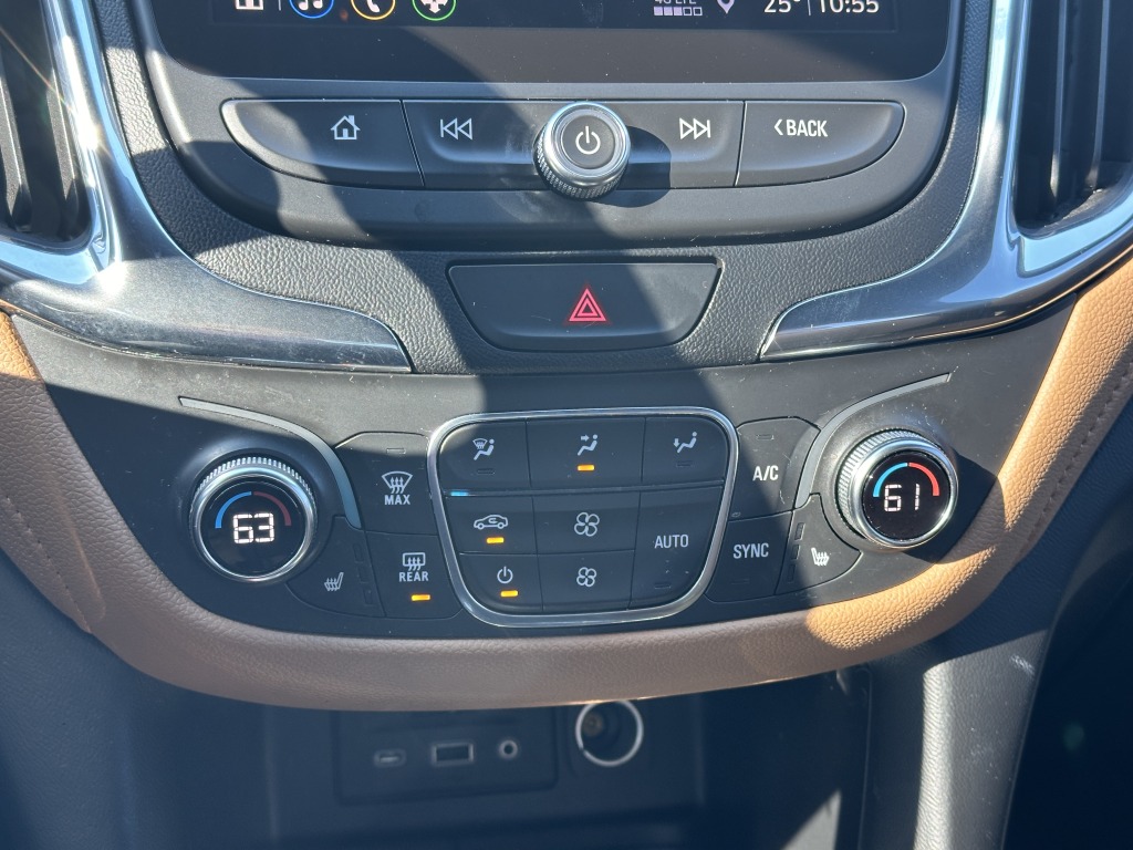 2019 Chevrolet Equinox Premier 22