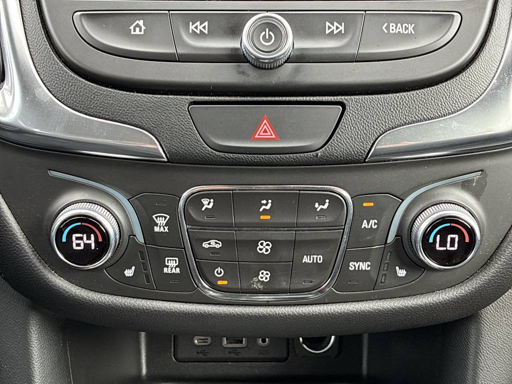 Thumbnail: 2021 Chevrolet Equinox - 21