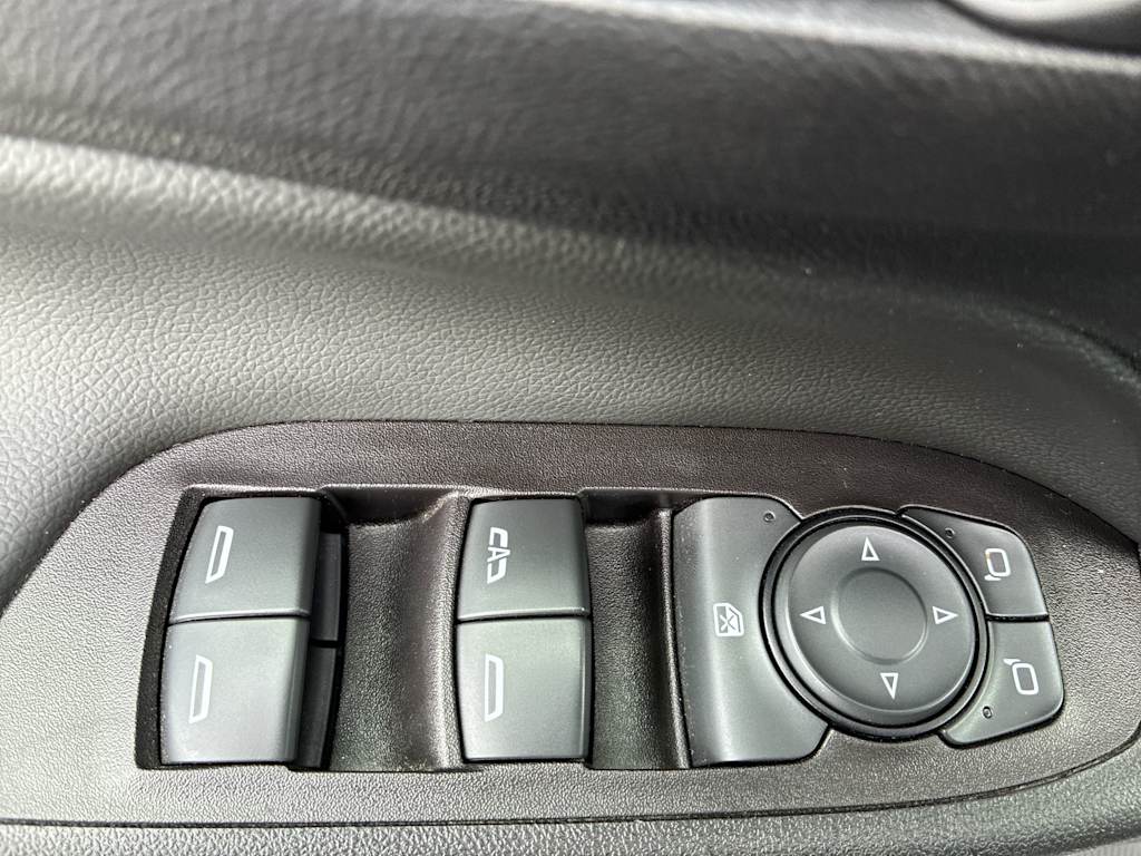 Thumbnail: 2021 Chevrolet Equinox - 20