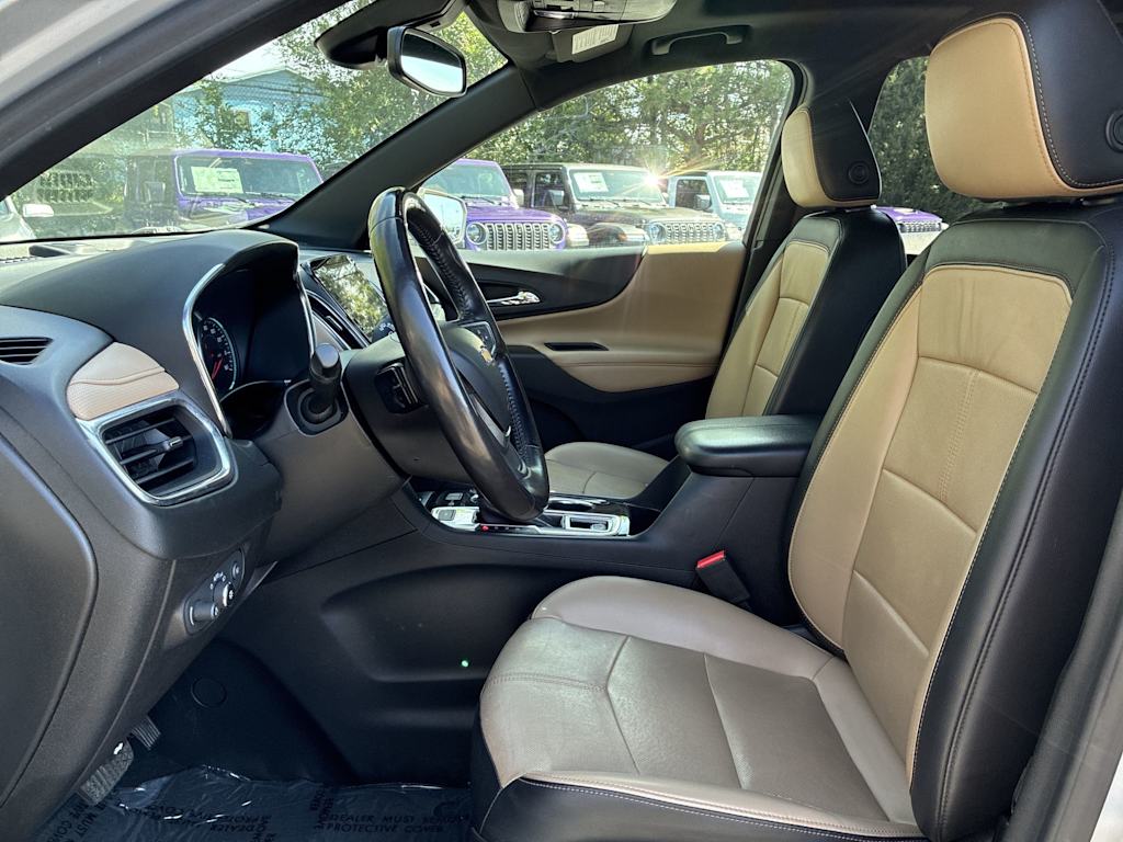 Thumbnail: 2022 Chevrolet Equinox - 9