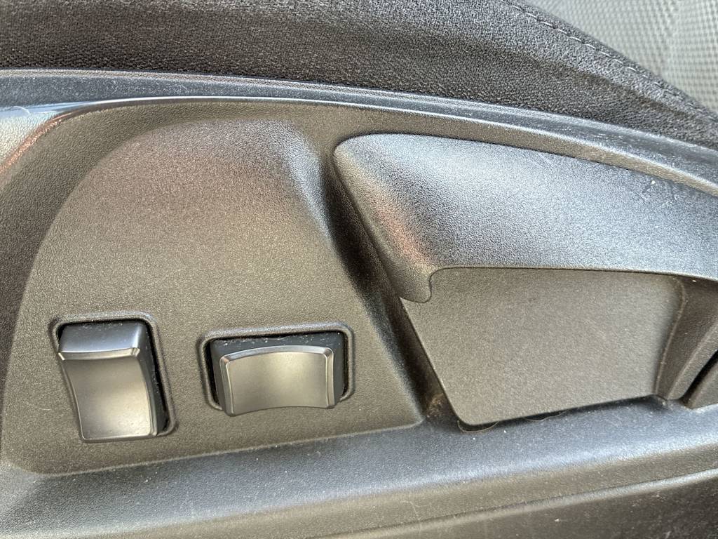 Thumbnail: 2015 Chevrolet Equinox - 20
