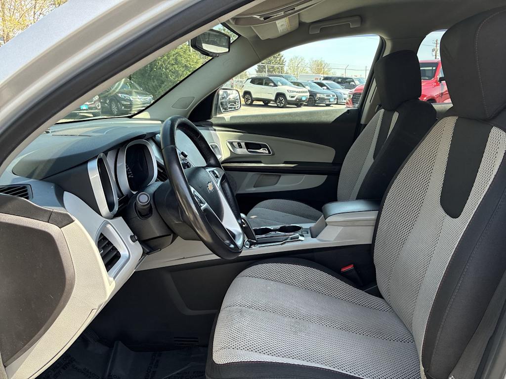 Thumbnail: 2015 Chevrolet Equinox - 9