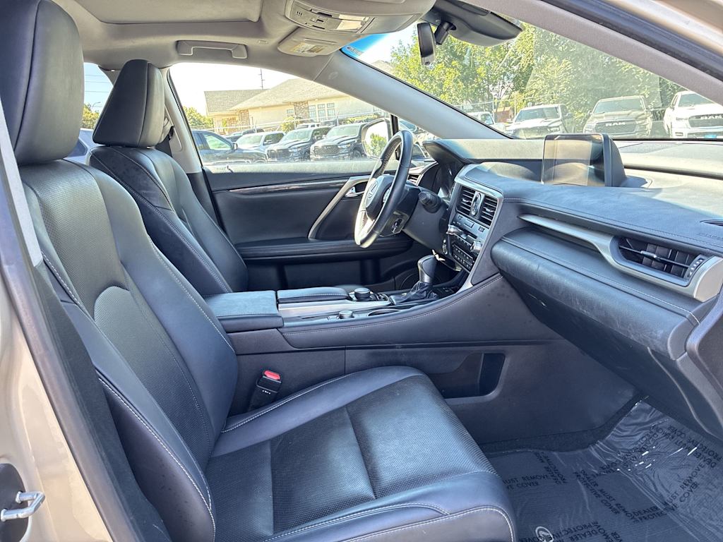 Thumbnail: 2019 Lexus RX - 9