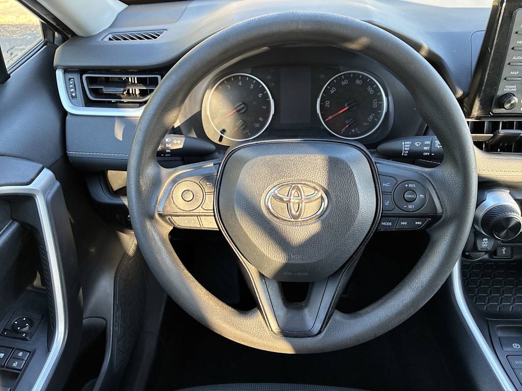 Thumbnail: 2022 Toyota RAV4 - 2