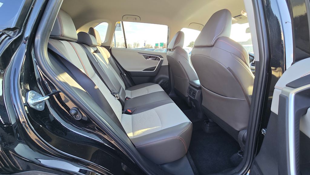 2024 Toyota RAV4 Adventure 7