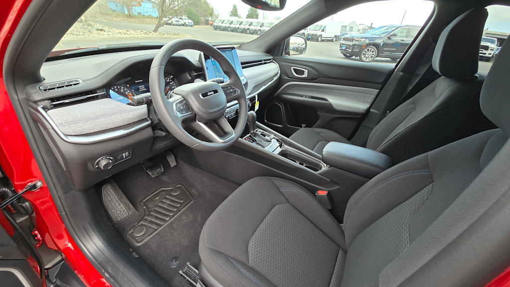 2025 Jeep Compass Sport 7