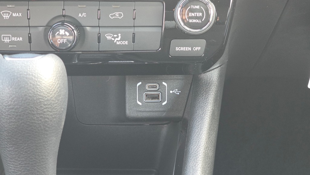 2025 Jeep Compass Sport 23