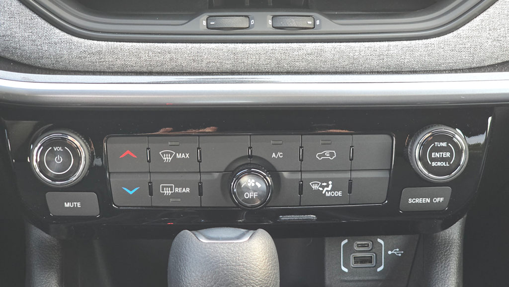 2025 Jeep Compass Sport 22
