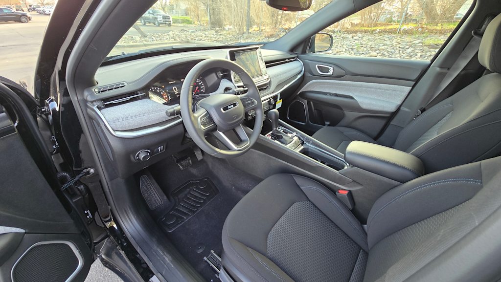2025 Jeep Compass Sport 2