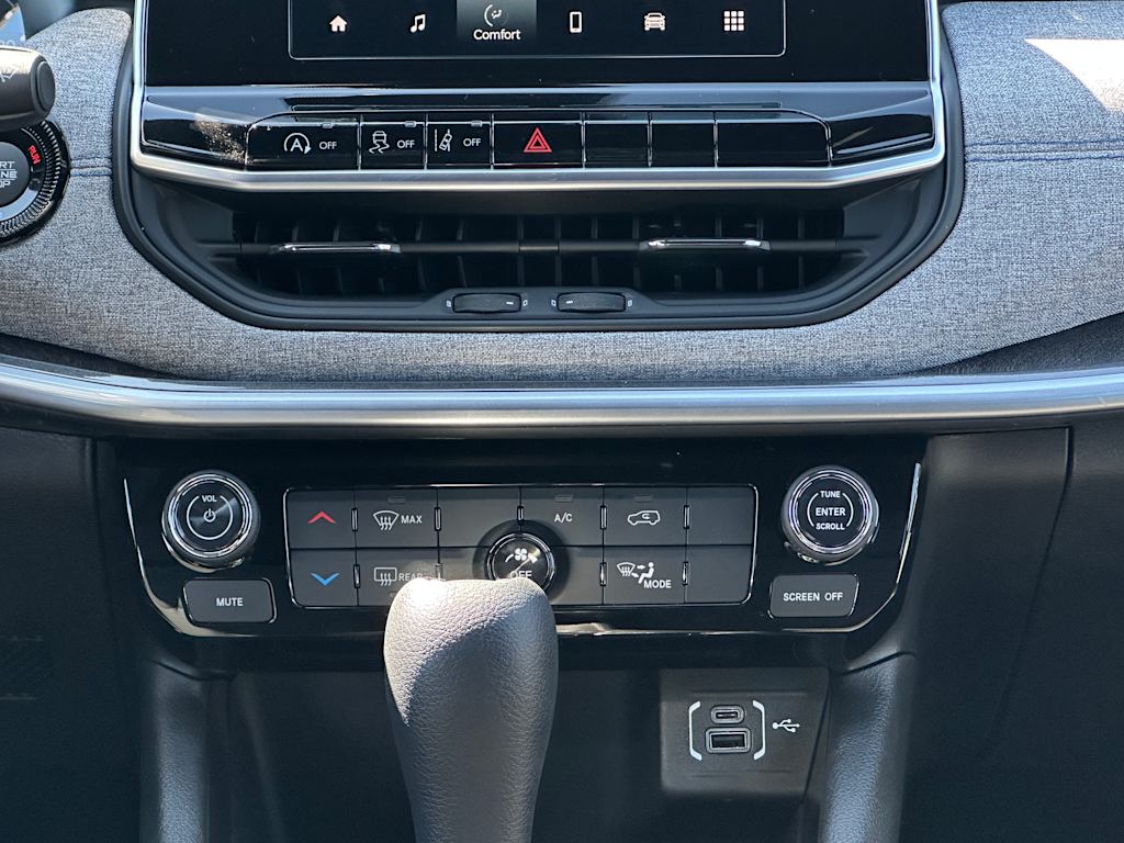 2025 Jeep Compass Sport 17