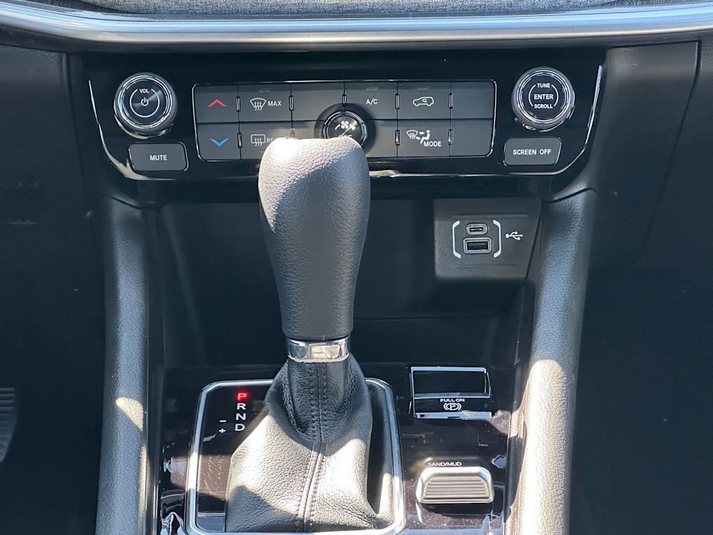 2025 Jeep Compass Sport 10