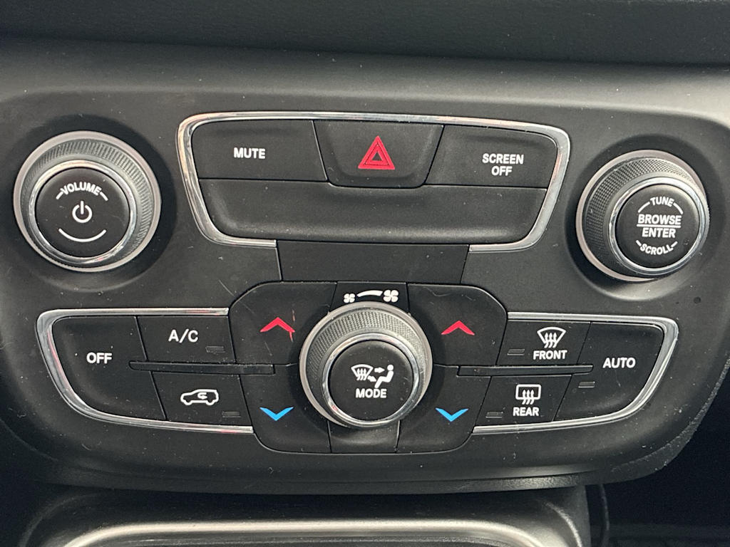 Thumbnail: 2018 Jeep Compass - 22