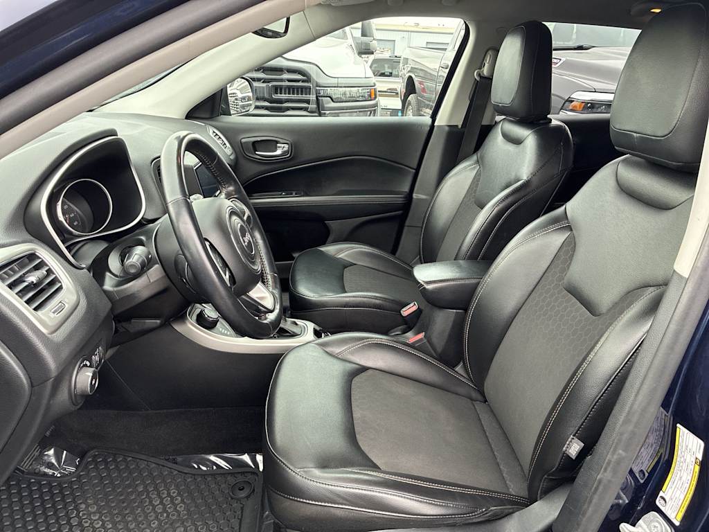 Thumbnail: 2018 Jeep Compass - 9