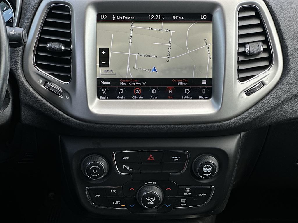Thumbnail: 2018 Jeep Compass - 22