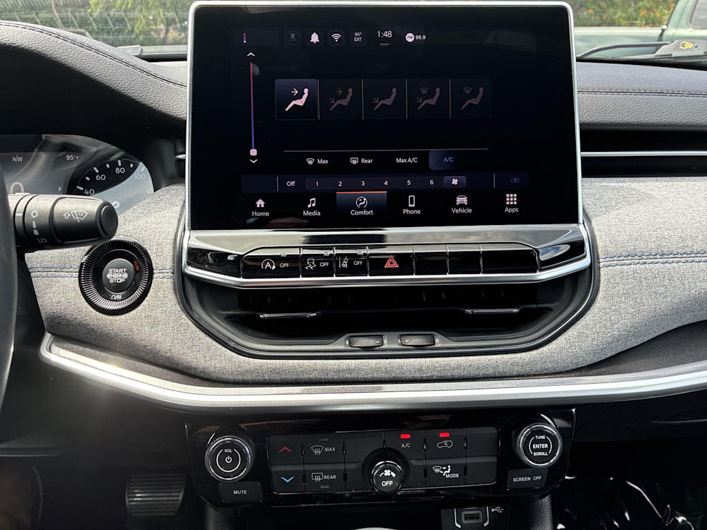 Thumbnail: 2024 Jeep Compass - 21