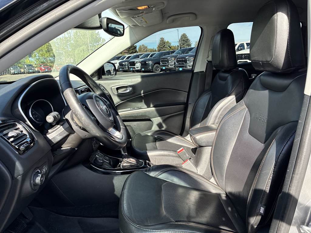 Thumbnail: 2018 Jeep Compass - 9