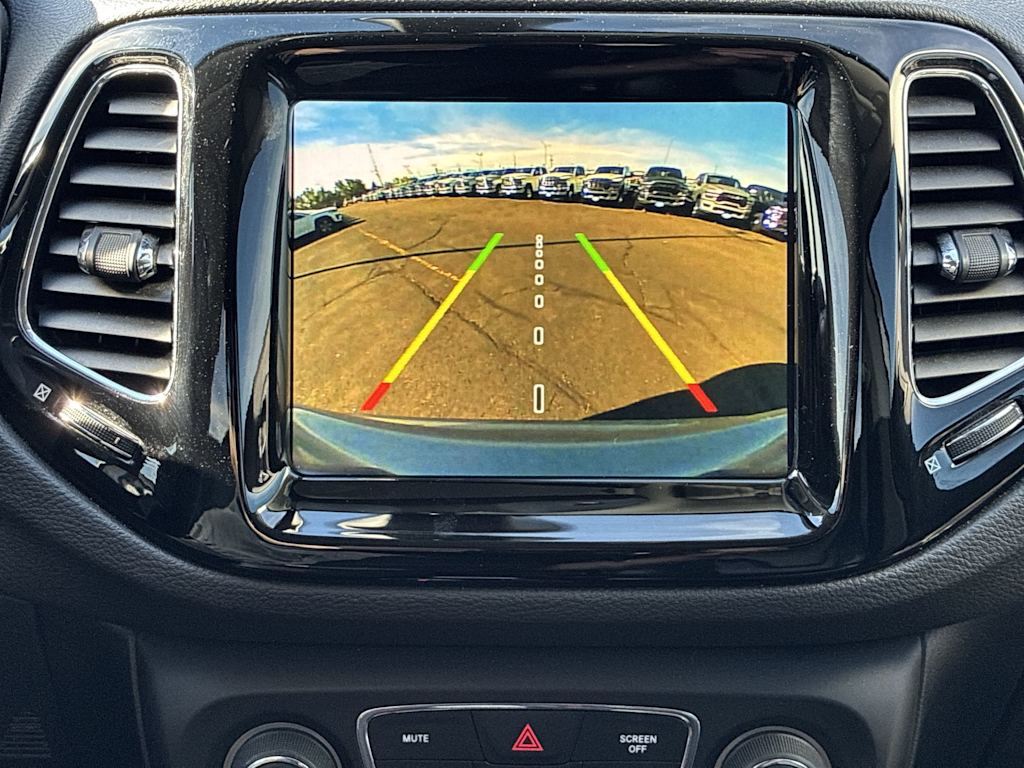 Thumbnail: 2018 Jeep Compass - 25