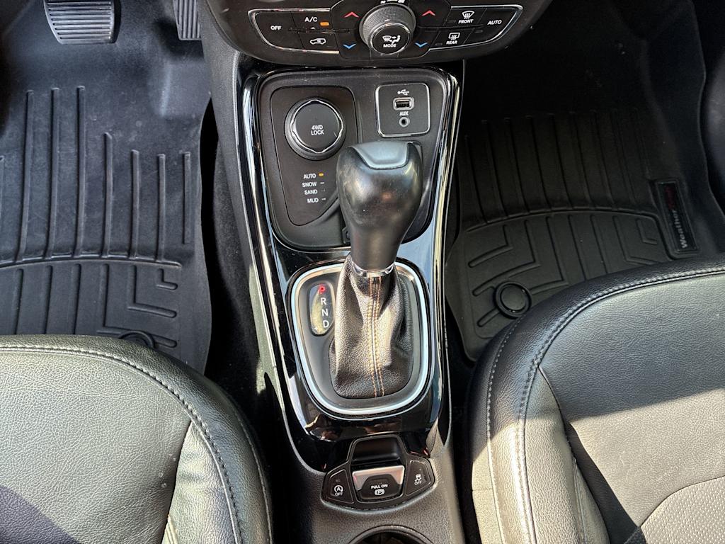 Thumbnail: 2018 Jeep Compass - 13