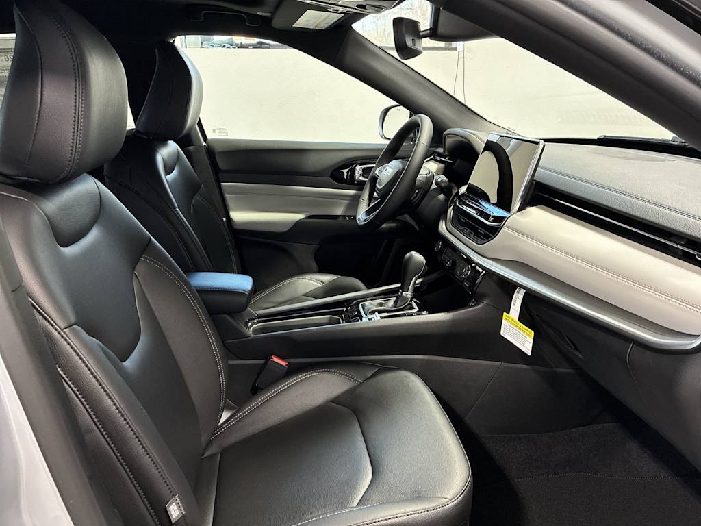Thumbnail: 2026 Jeep Compass - 10