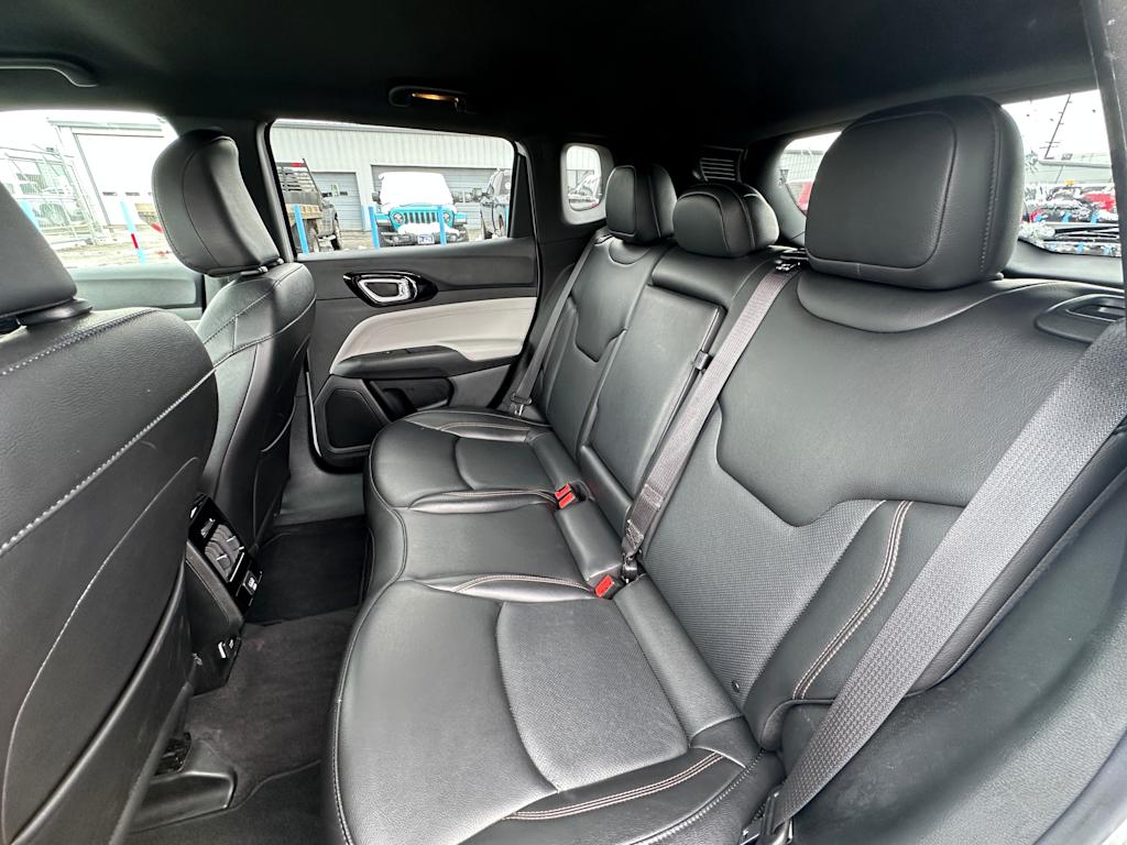 2023 Jeep Compass Limited 7