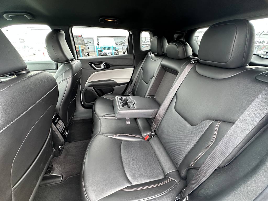 2023 Jeep Compass Limited 15