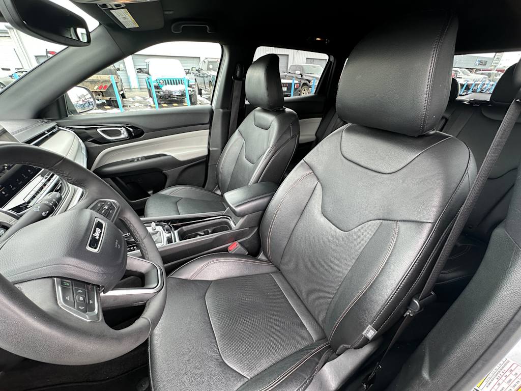 2023 Jeep Compass Limited 6