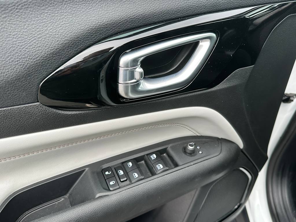 2023 Jeep Compass Limited 22