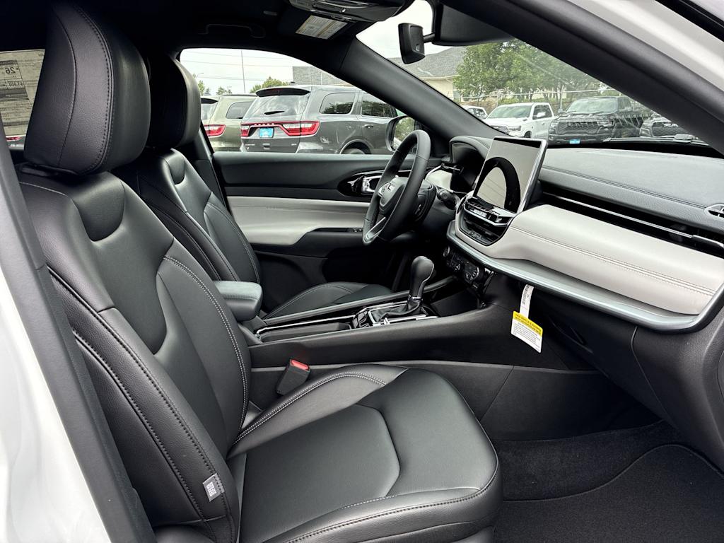 Thumbnail: 2026 Jeep Compass - 10