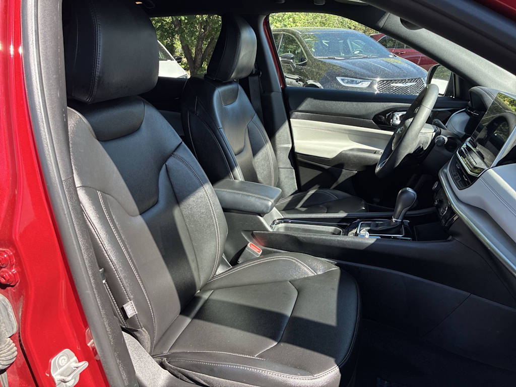 Thumbnail: 2025 Jeep Compass - 8