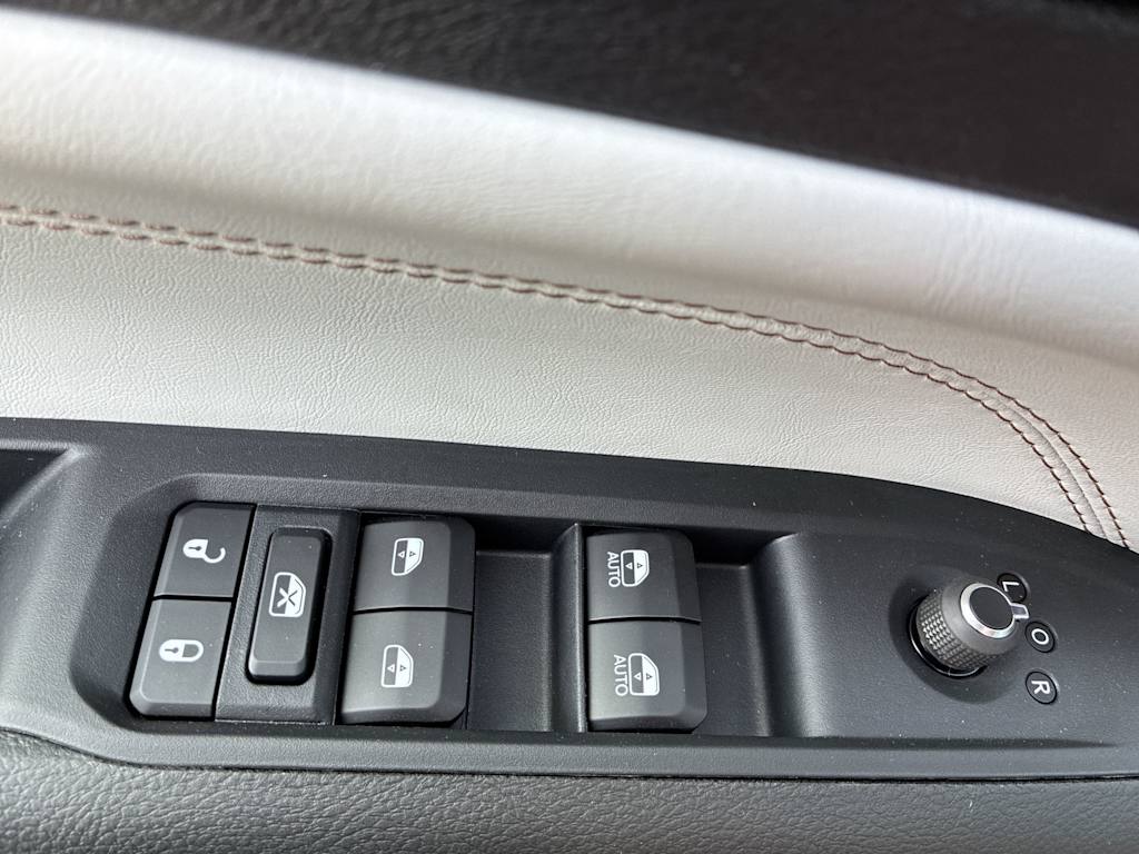 Thumbnail: 2026 Jeep Compass - 23