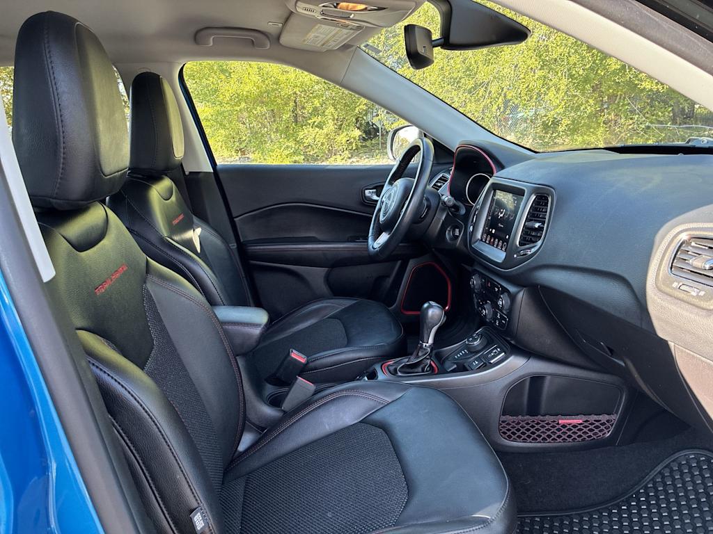 Thumbnail: 2019 Jeep Compass - 10