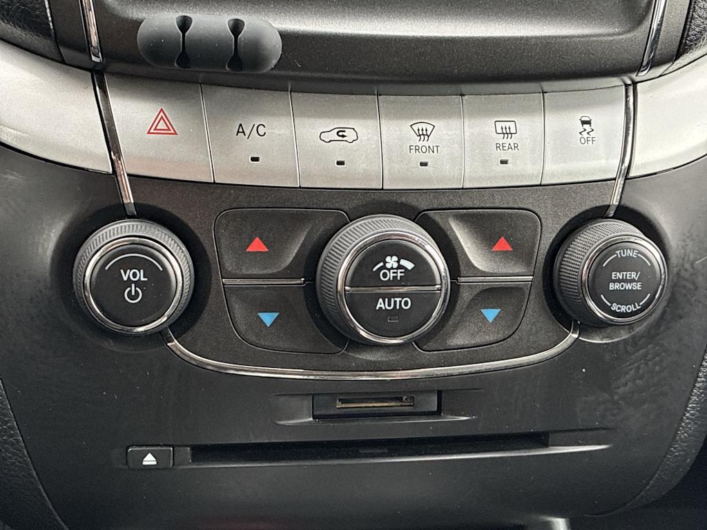 Thumbnail: 2019 Dodge Journey - 22