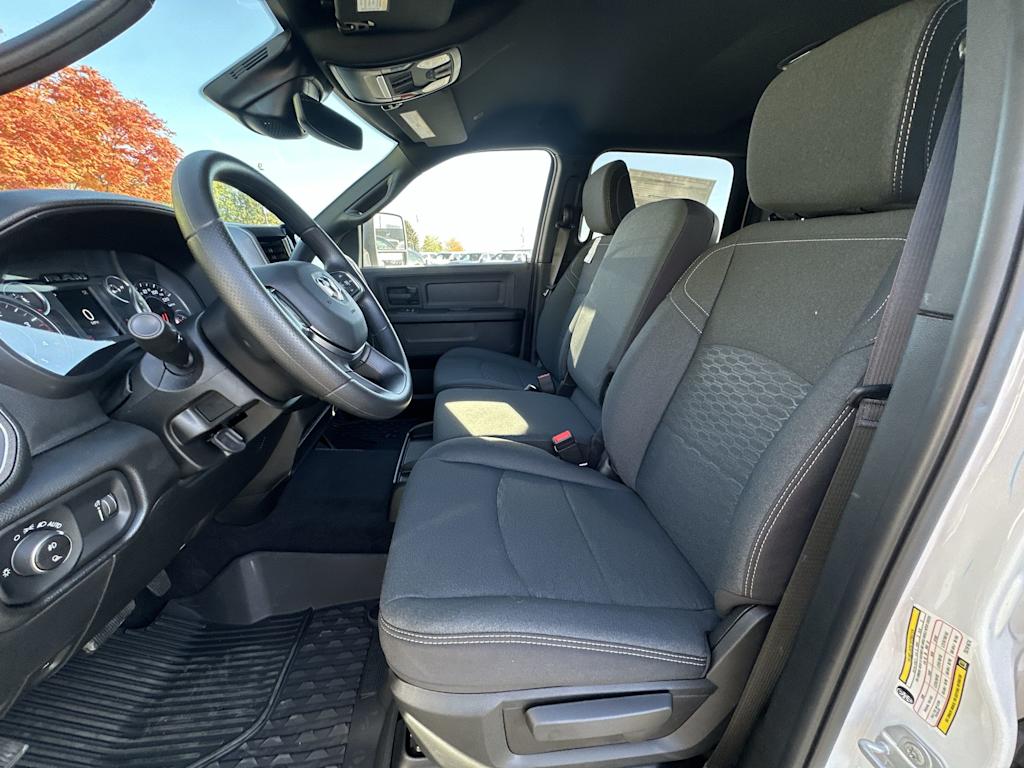 2026 RAM 3500 Tradesman - Photo 7