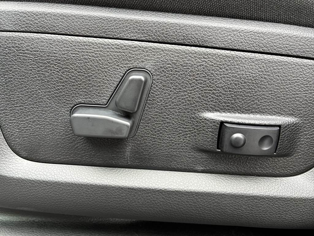 Thumbnail: 2026 RAM 3500 - 18