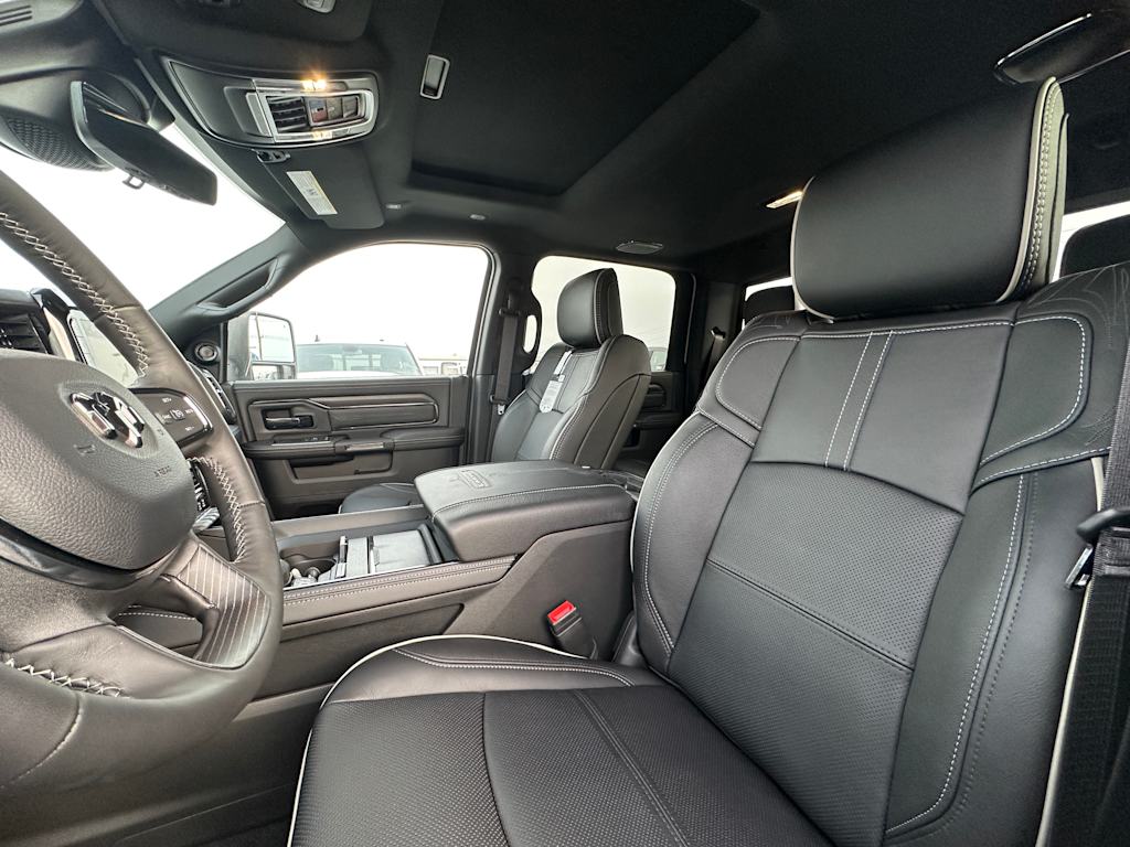 2024 RAM 3500 Limited 8