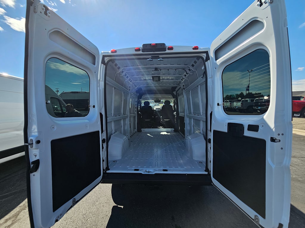 2024 RAM ProMaster 2500 21