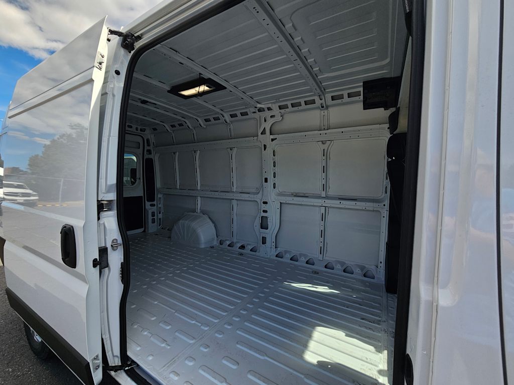 2024 RAM ProMaster 3500 8