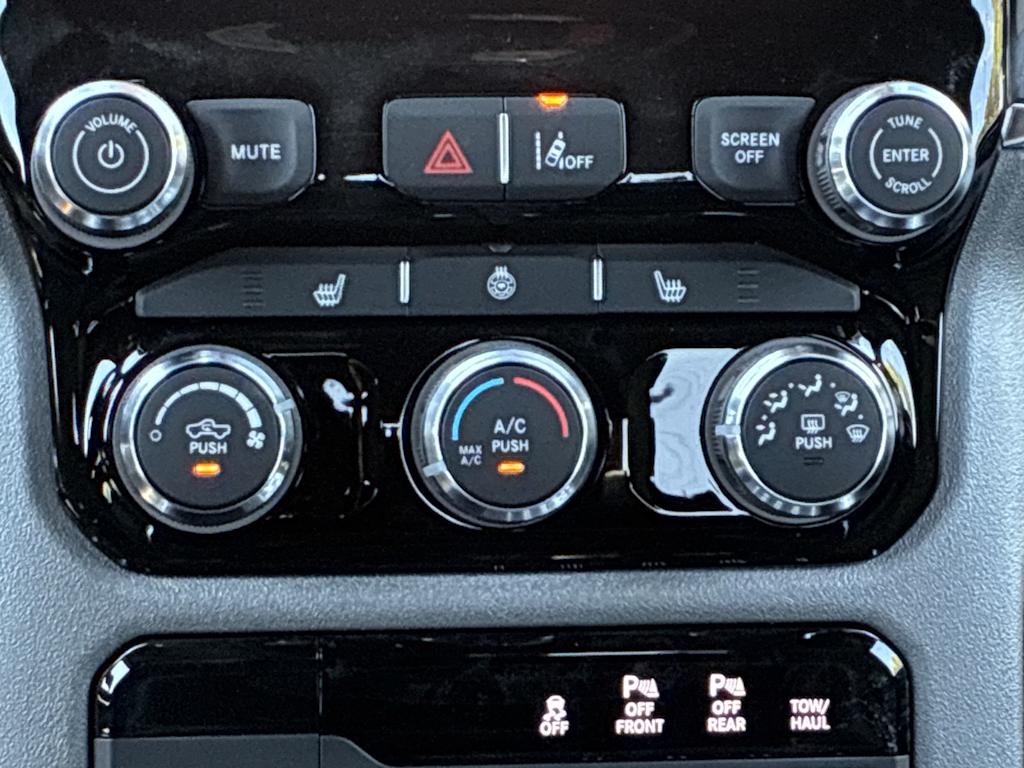 Thumbnail: 2026 RAM 1500 - 21