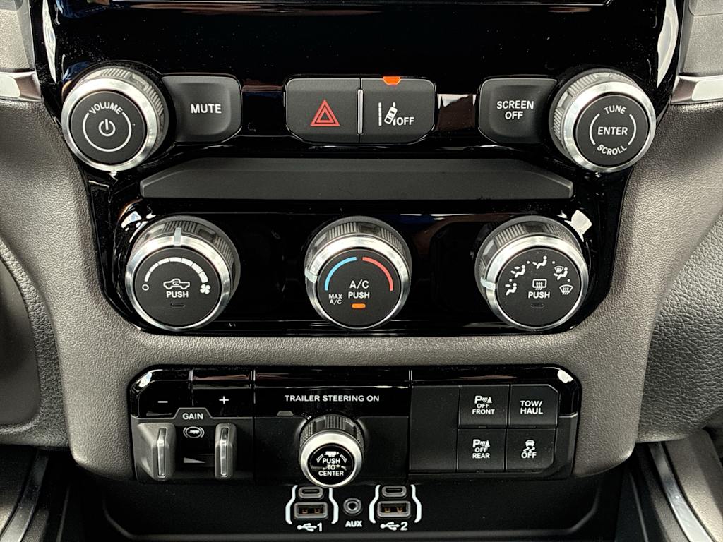 Thumbnail: 2026 RAM 1500 - 20