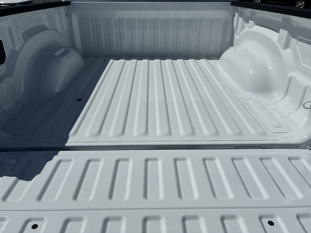 Thumbnail: 2026 RAM 1500 - 13
