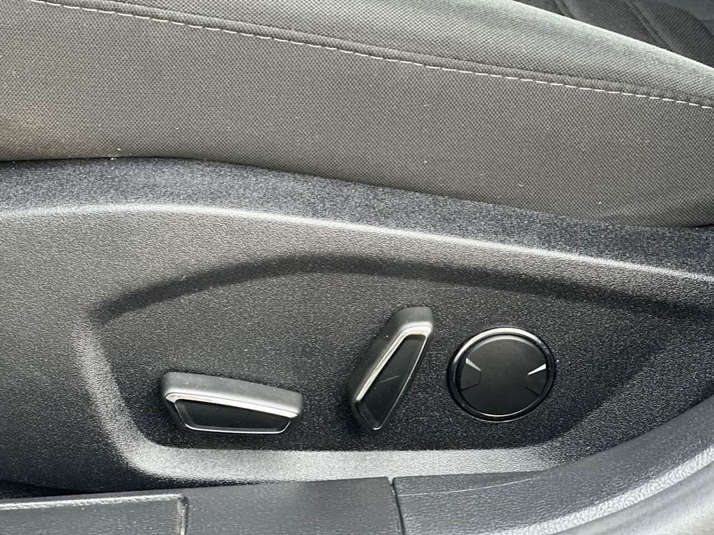 Thumbnail: 2019 Ford Fusion - 19