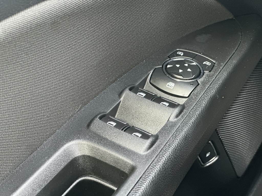 Thumbnail: 2019 Ford Fusion - 20